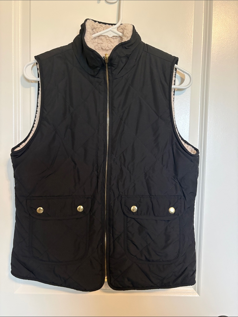 Love Tree Reversible Black Quilted Vest with Cream Sherpa Lining